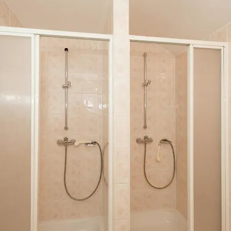 Дом отдыха Spacious Holiday In Chodes With Sauna *